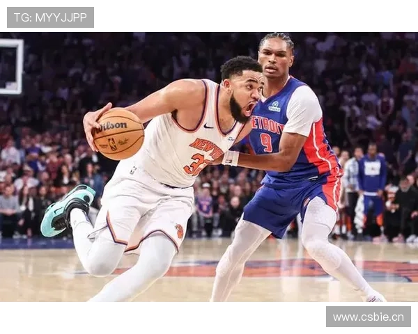 唐斯挡拆制造错位提升中距离命中率，远超队内其他内线