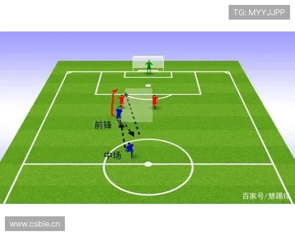 米卡尔·布里奇斯无球跑动提升防守强度 拉开球队防线差距